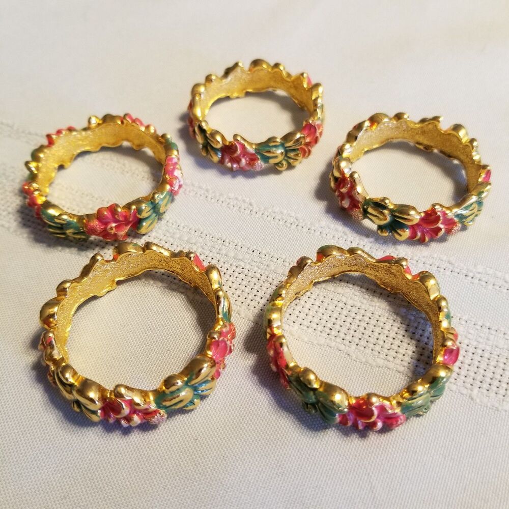 Hand‑Painted Gold Floral Napkin Rings Set of 5 – Vintage Style